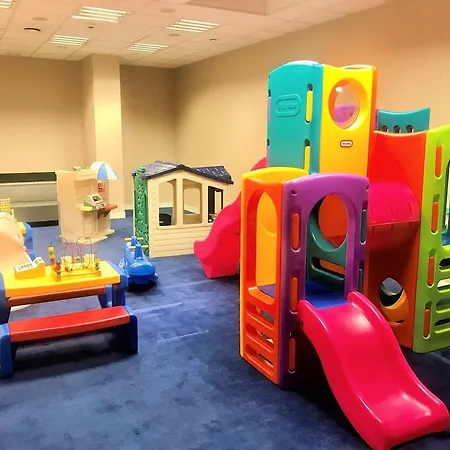 Hampton By Hilton Отель 3*