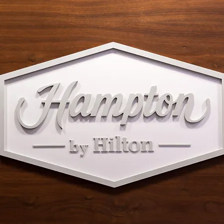 Hampton By Hilton 3*