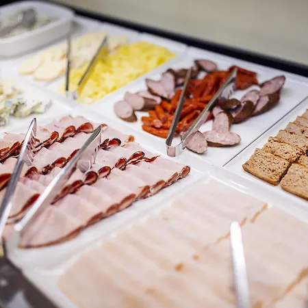 Hampton By Hilton Краков