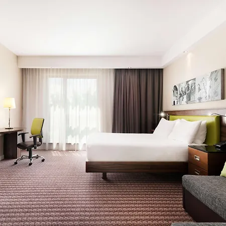 Отель Hampton By Hilton Краков