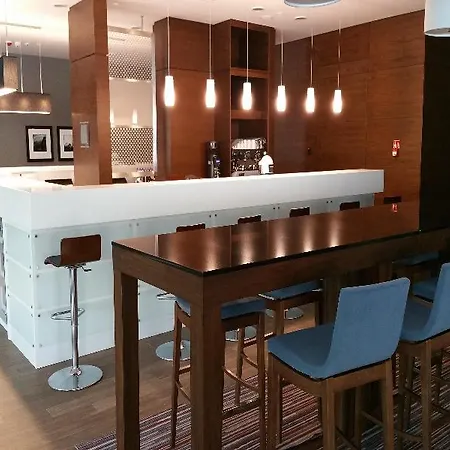 Отель Hampton By Hilton Краков