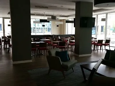 Hampton By Hilton 3*