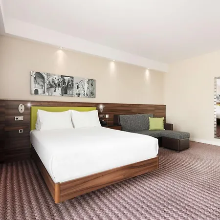 Hampton By Hilton Krasków