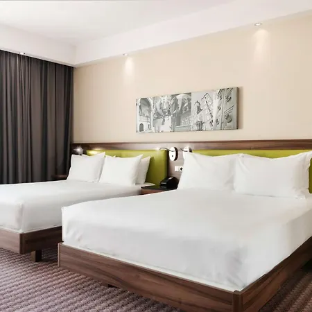 Hampton By Hilton Отель Краков