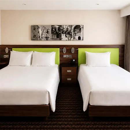 Hotell Hampton By Hilton