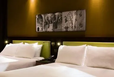 Hotel Hampton By Hilton 3*