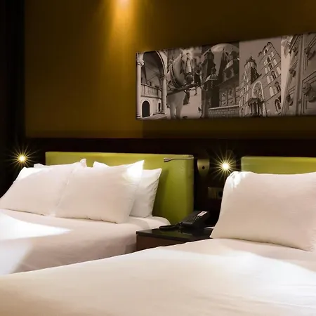 Hampton By Hilton Hotel