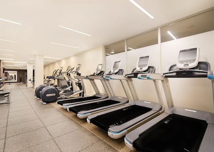 Hampton By Hilton 3*