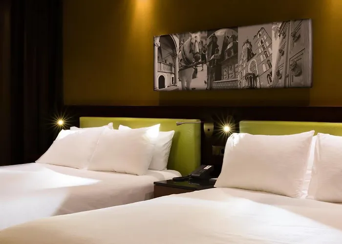 Hampton By Hilton Hotel