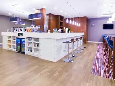 酒店 克拉科夫希尔顿汉普顿酒店 3*